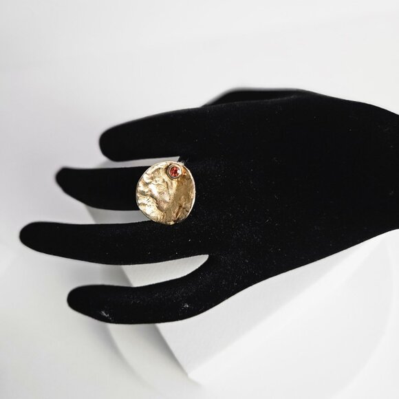 925 Sterling Silver Ring Cupped Disc w/ Garnet, 18K Gold Plated & Rhodium Finish - Picture 8 of 16